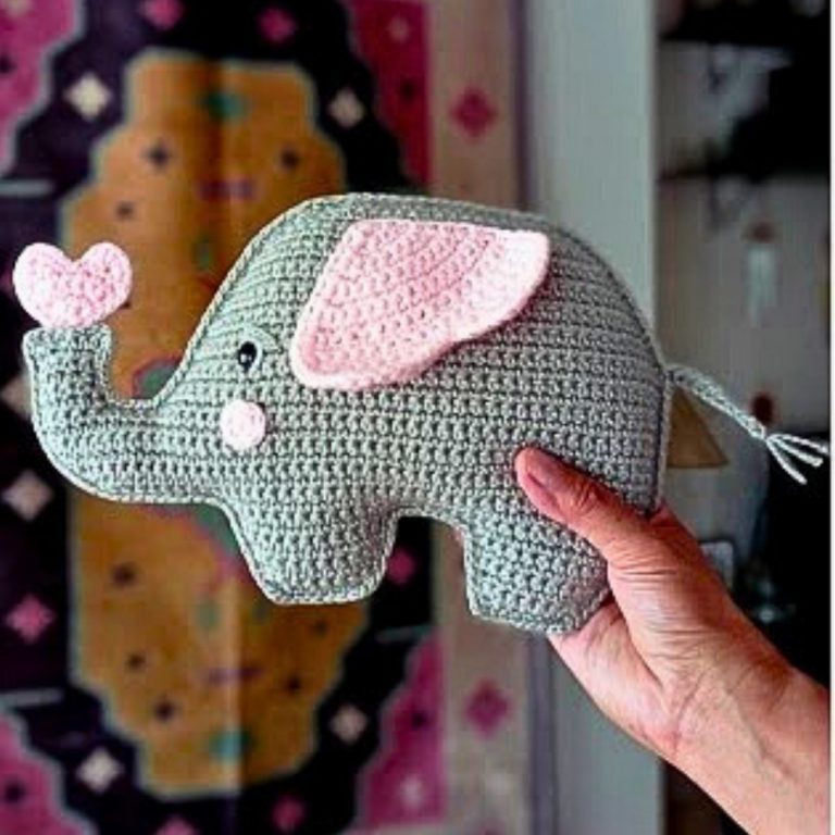 FREE Crochet Ragdoll Elephant Pattern with Cosy Warmth