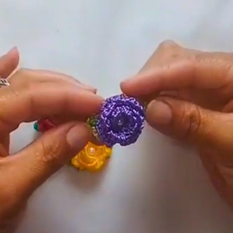 How To Crochet Mini Flower Applique Can Upgrade Your Projects