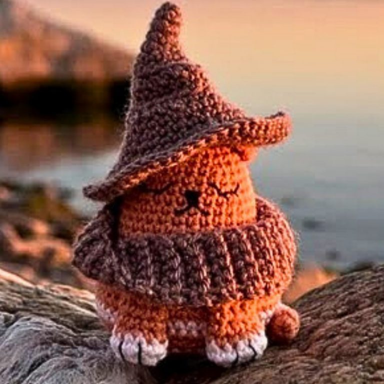Charming Crochet Halloween Hat Pattern for Festive Occasions