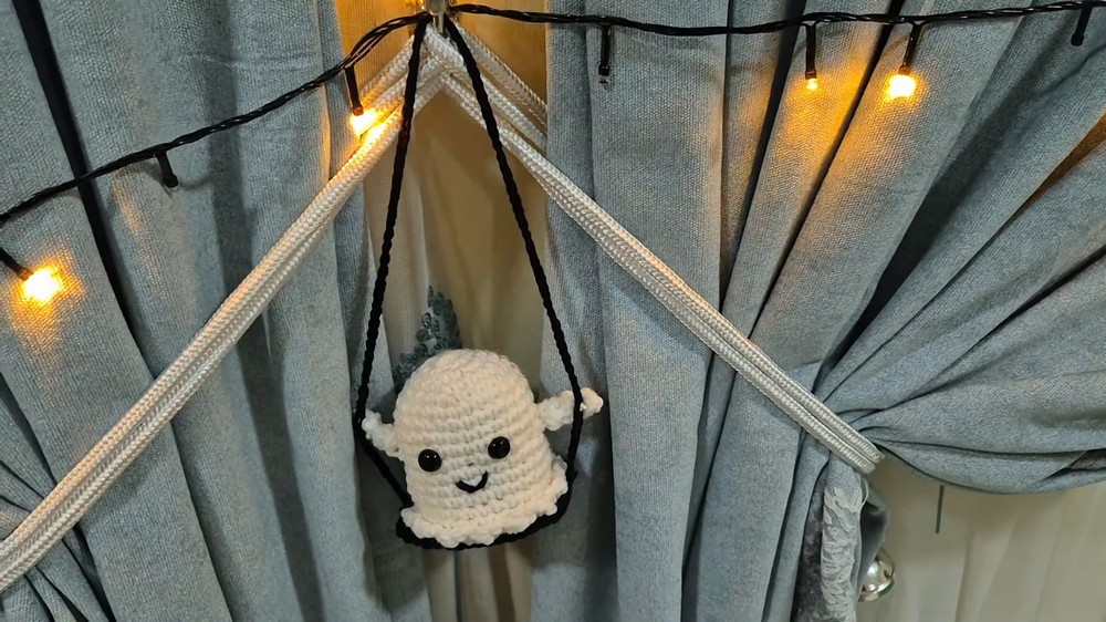 Crochet Ghost Amigurumi