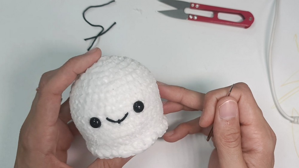 Crochet Halloween Ghost
