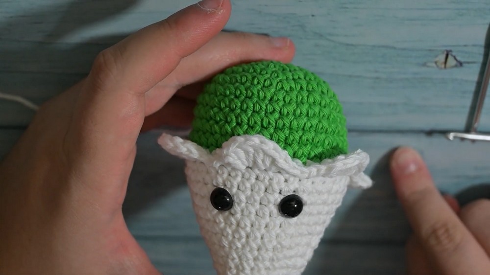 Crochet Ice Cream Heart Bouquet