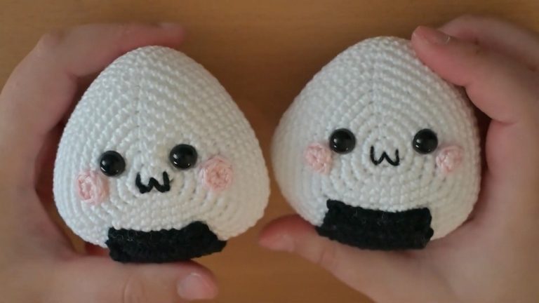Crochet Onigiri Amigurumi