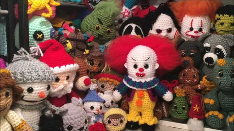 Crochet Pennywise Amigurumi