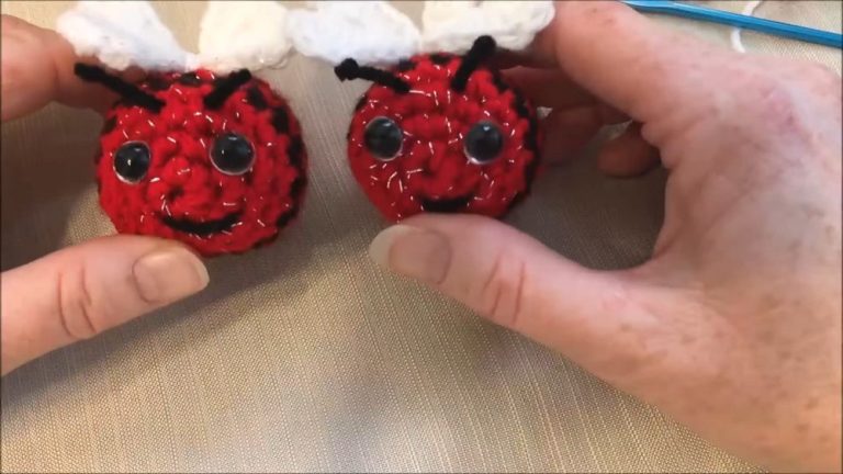 Crochet Bee Amigurumi