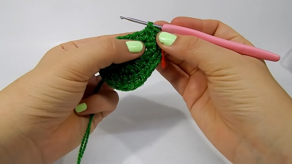 Crochet Avocado Amigurumi