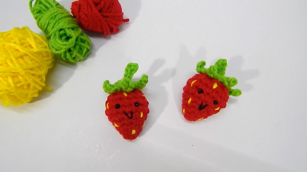 Crochet Strawberry Amigurumi
