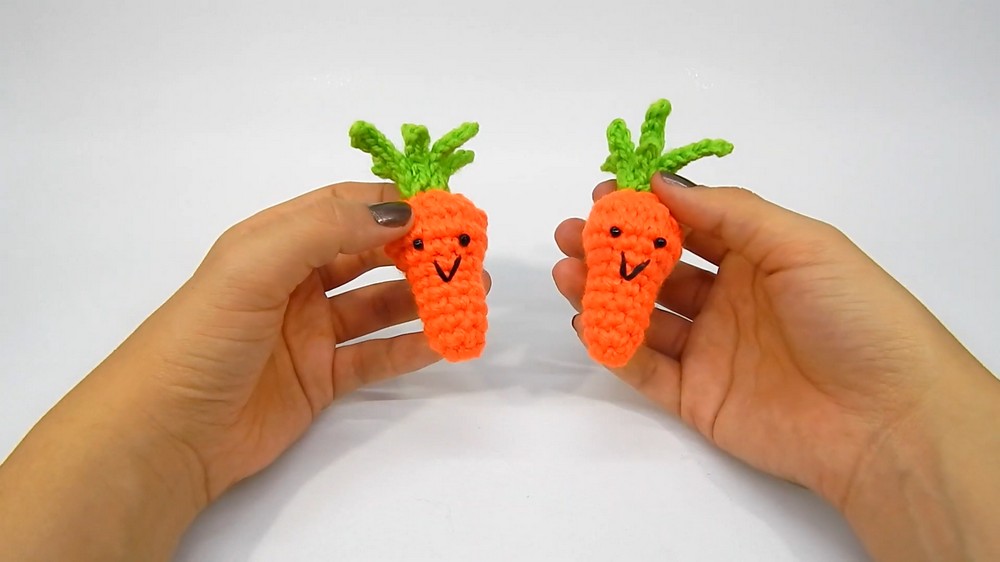Crochet Carrot Amigurumi