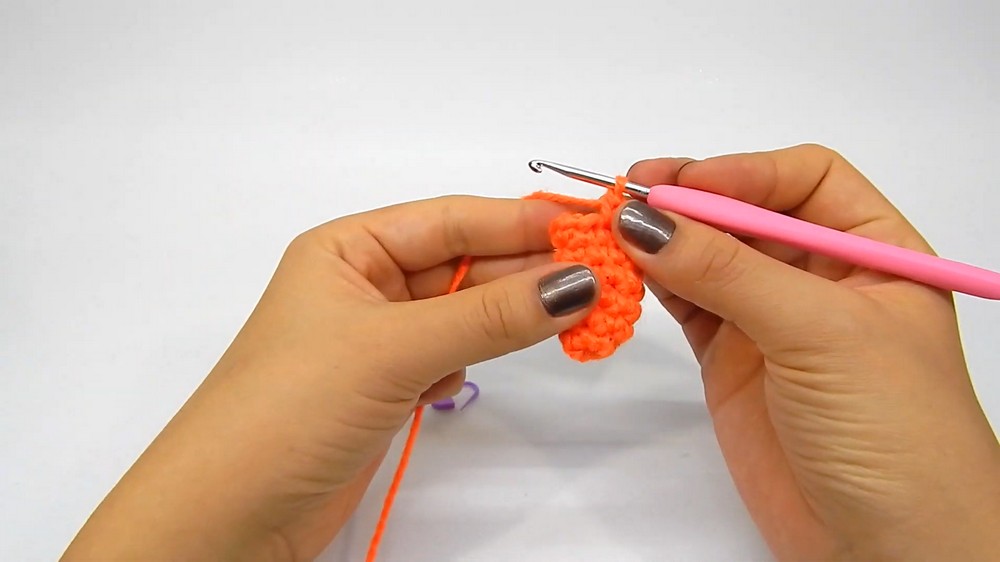 Crochet Carrot Amigurumi