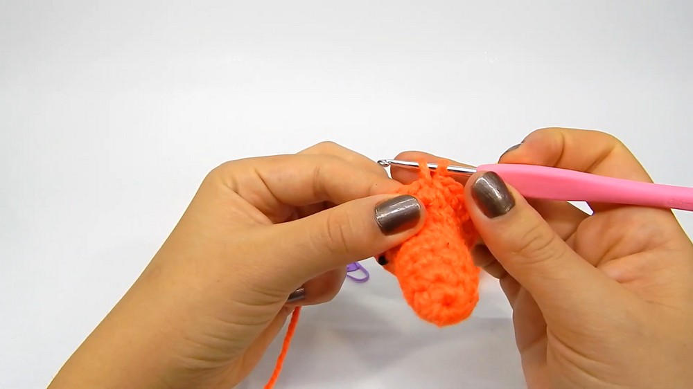 Crochet Carrot Amigurumi
