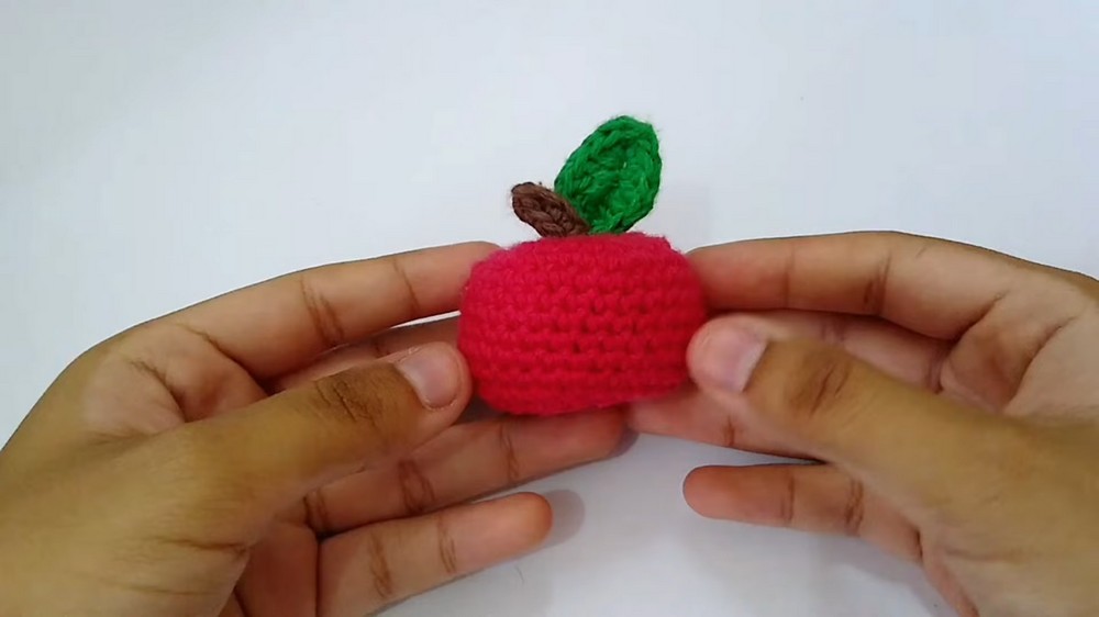 Crochet Apple Amigurumi