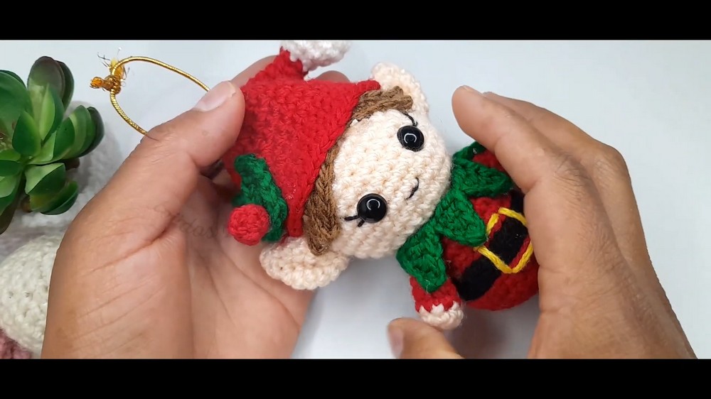 Crochet Christmas Elf Amigurumi