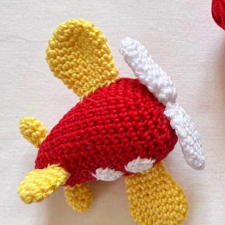 Cute Crochet Airplane Amigurumi Pattern Perfect for Little Pilots