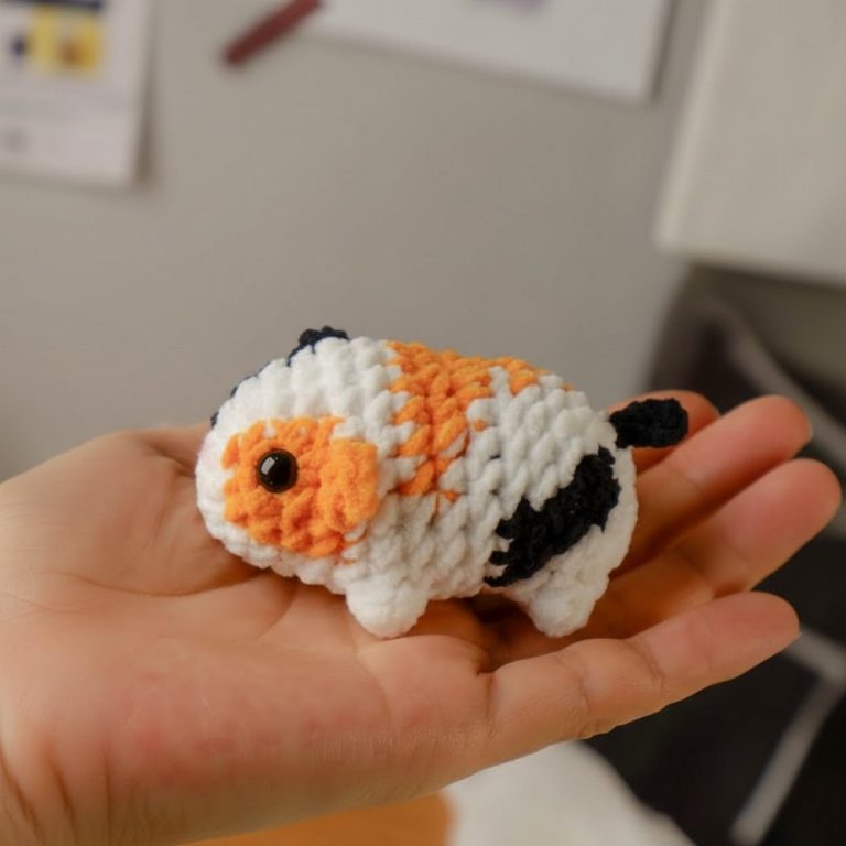 Snazzy Crochet 6 Guinea Pigs Pattern That Steals Attention