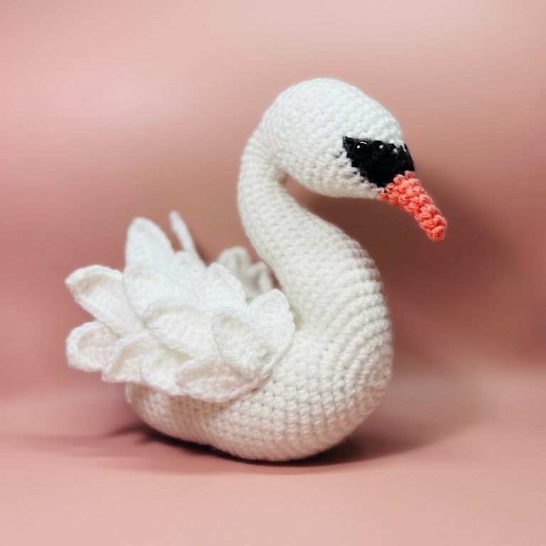 Majestic Crochet 6 Fatherly Swans Pattern That Inspires Calm Spaces