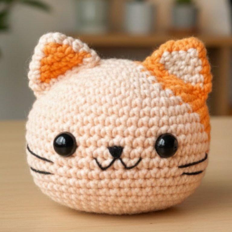 Lovely Crochet Cat Keychain Pattern That Brightens Every Bag