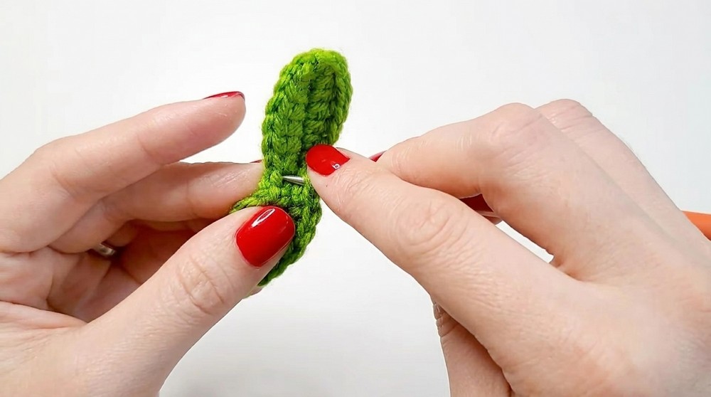 Kawaii cherry keychain crochetedamigurumi 8