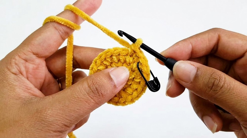 AMIGURUMI BIRD 3