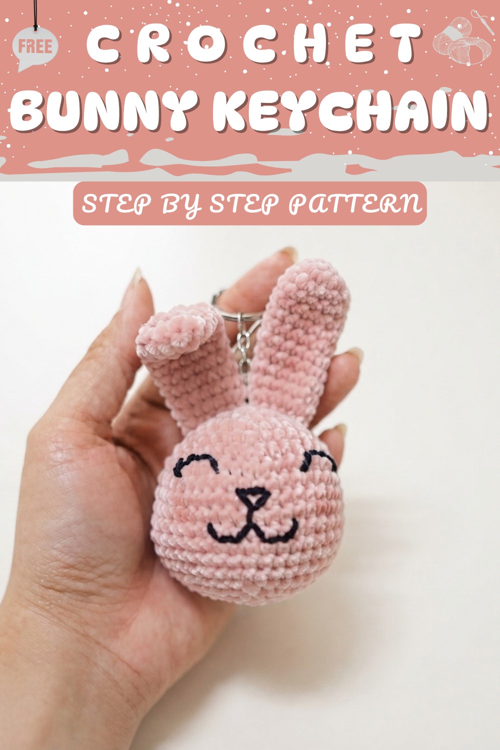 AMIGURUMI BUNNY KEYCHAIN 9