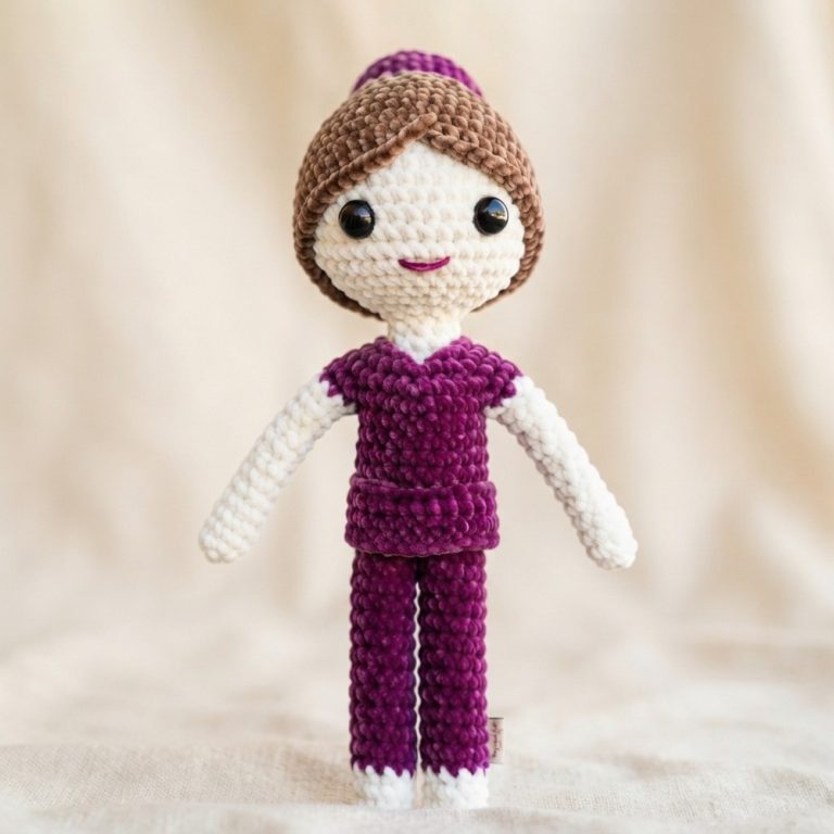 AMIGURUMI DOCTOR NURSE 11