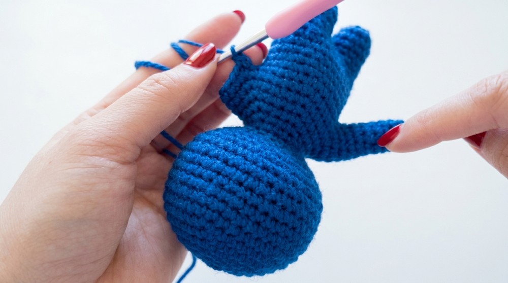 AMIGURUMI ELMO SESAME STREET 8