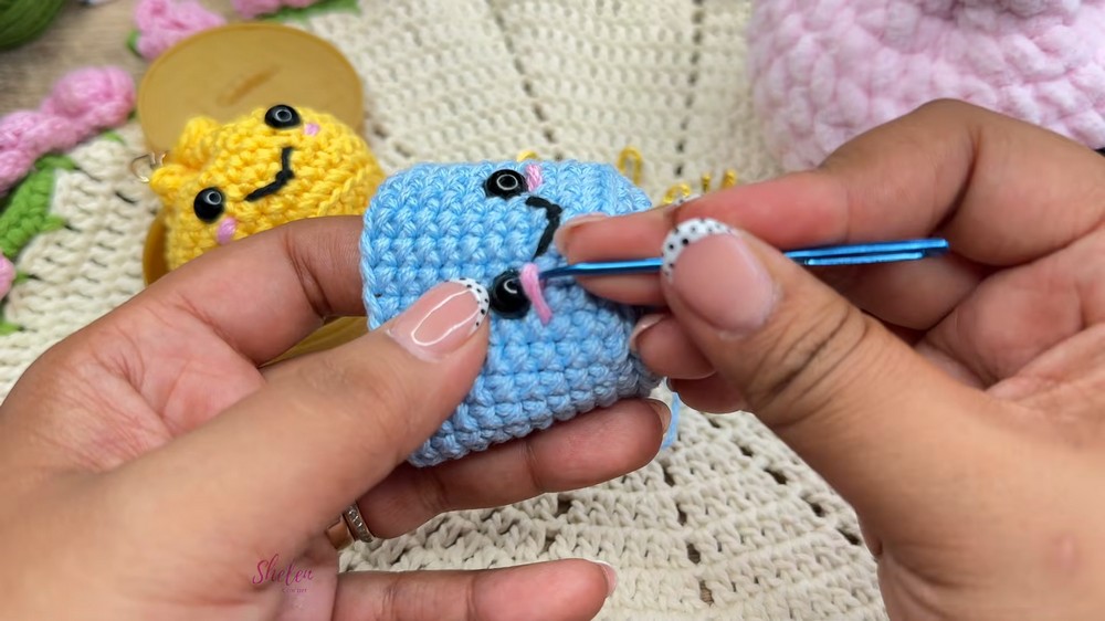 Crochet Dumpling Keychain and Squishy 🥟✨ Easy, Quick and Adorable Step-by-Step Tutorial (5)