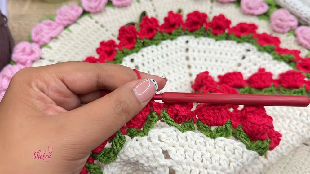Crochet Mini Tulip Bouquet Rug 🌷 Step-by-Step Tutorial 30 cm (9)