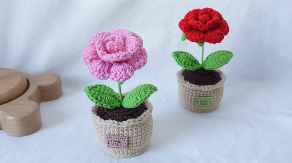 Crochet ROSE POT Pattern (2)