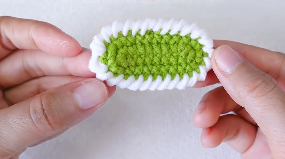 Crochet Sprout Hair Clips (4)
