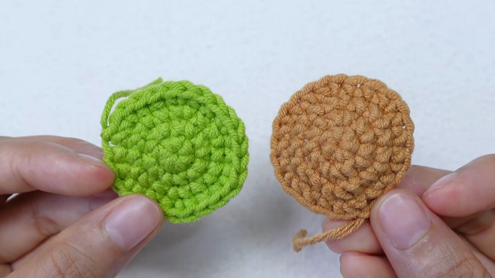 Crochet SunFlower Pot Tutorial (7)