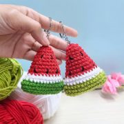 Crochet Watermelon keychain amigurumi (1)