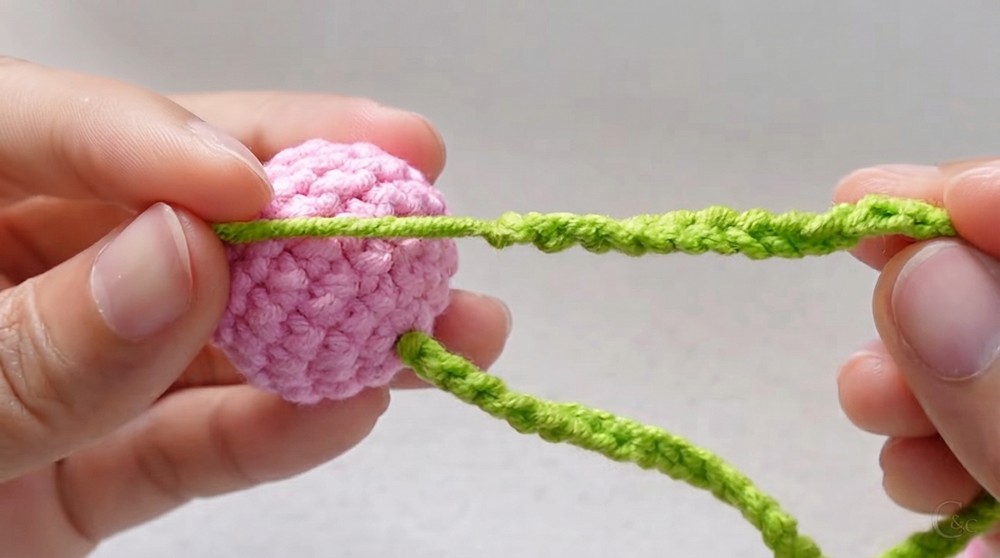 How to crochet Cherry Keychain (1)How to crochet Cherry Keychain (1)