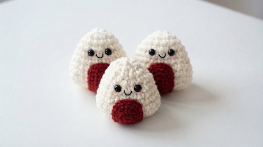Onigiri Rice Ball Amigurumi Quick Tutorial 2