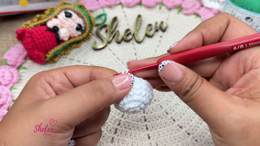 Saint Jude Thaddeus Crochet Keychain 8 cm Easy Tutorial for Beginners Amigurumi Keychain (3)