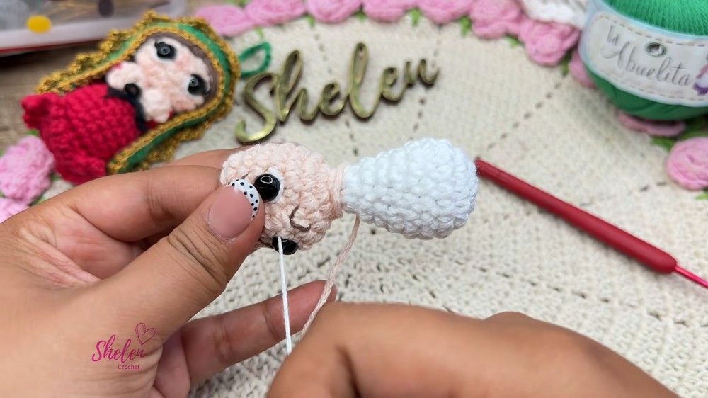 Saint Jude Thaddeus Crochet Keychain 8 cm Easy Tutorial for Beginners Amigurumi Keychain (5)