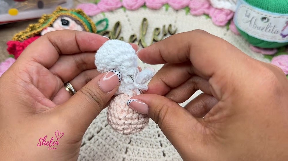 Saint Jude Thaddeus Crochet Keychain 8 cm Easy Tutorial for Beginners Amigurumi Keychain (6)