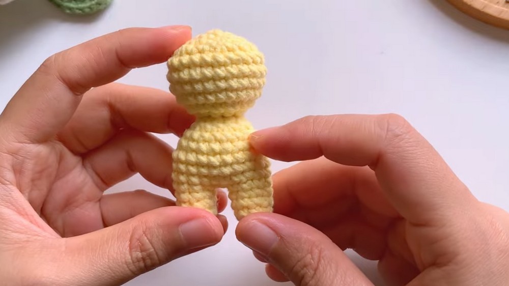 Crochet Amigurumi Bear Santa Hat Pattern 3