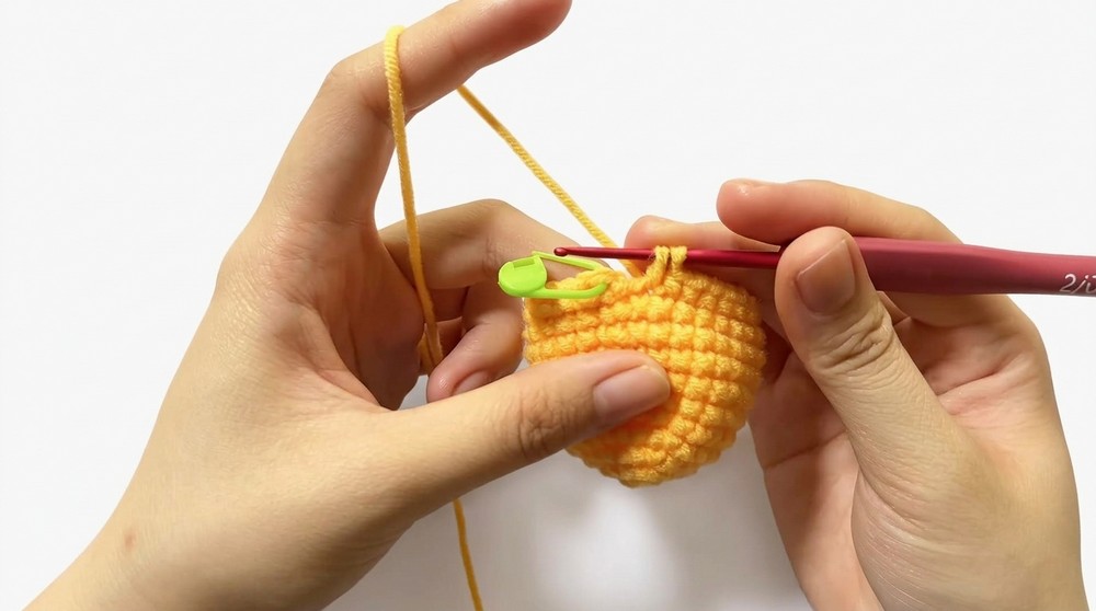 Crochet Amigurumi Minion Pattern 2