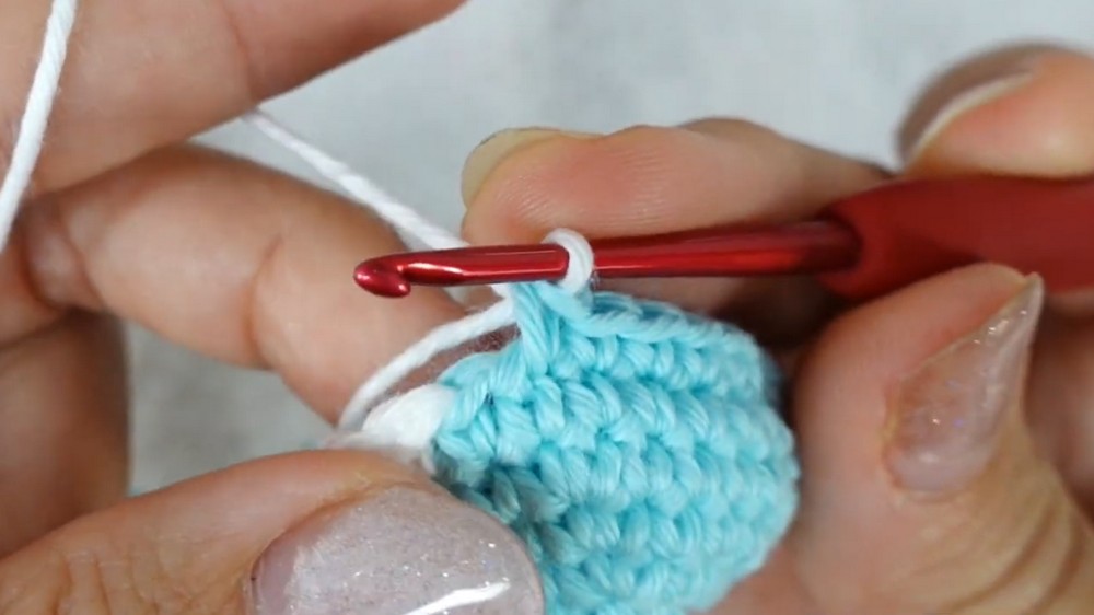 Crochet Amigurumi Penguin Pattern 2