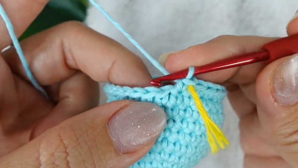 Crochet Amigurumi Penguin Pattern 3