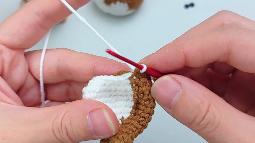 Crochet Amigurumi Reindeer Pattern 3