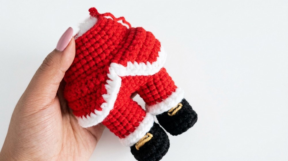Crochet Amigurumi Santa Claus Pattern 4