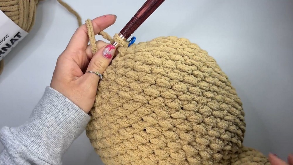 Crochet Large Capybara Pattern 3