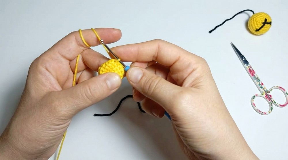 Crochet Amigurumi pikachu Pattern 1