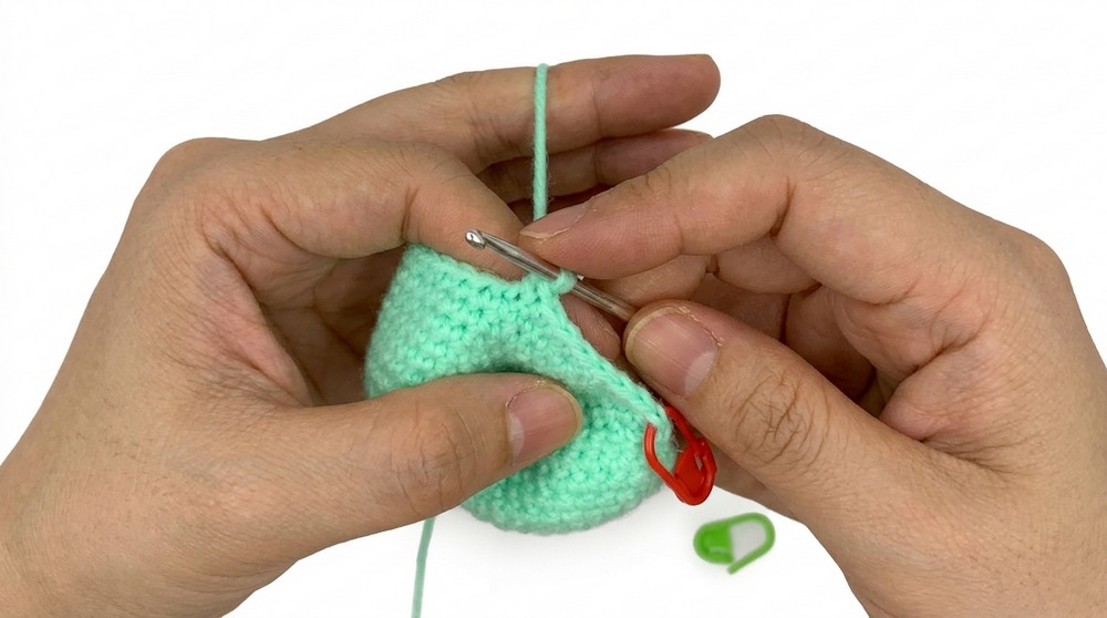Crochet Amigurumi Axolotl Pattern 2