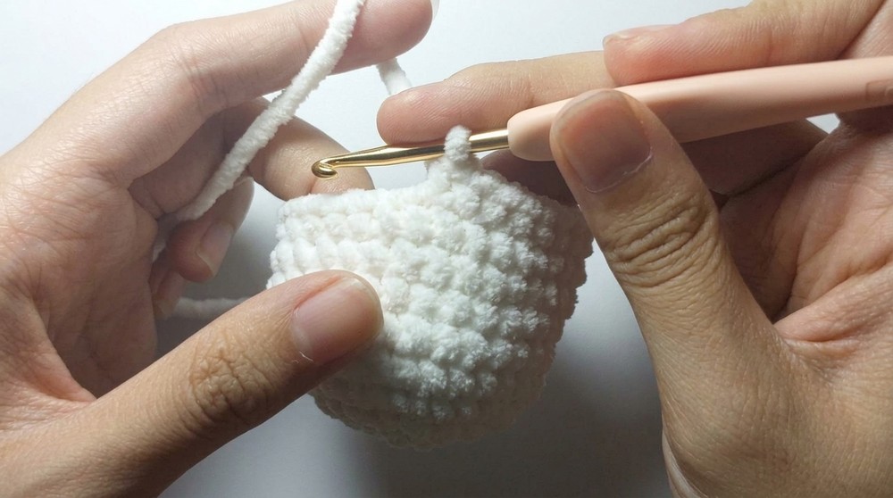 Crochet Amigurumi Bunny Pattern 2