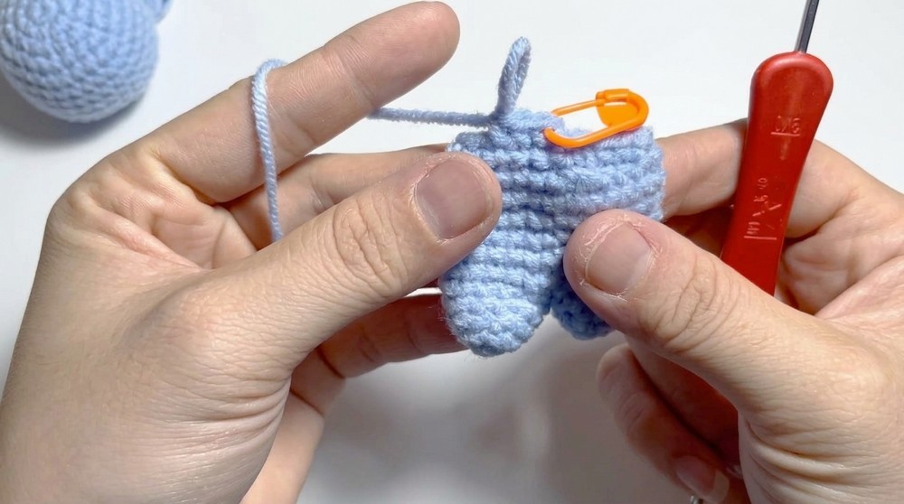 Crochet Amigurumi Bear Heart Pattern 3