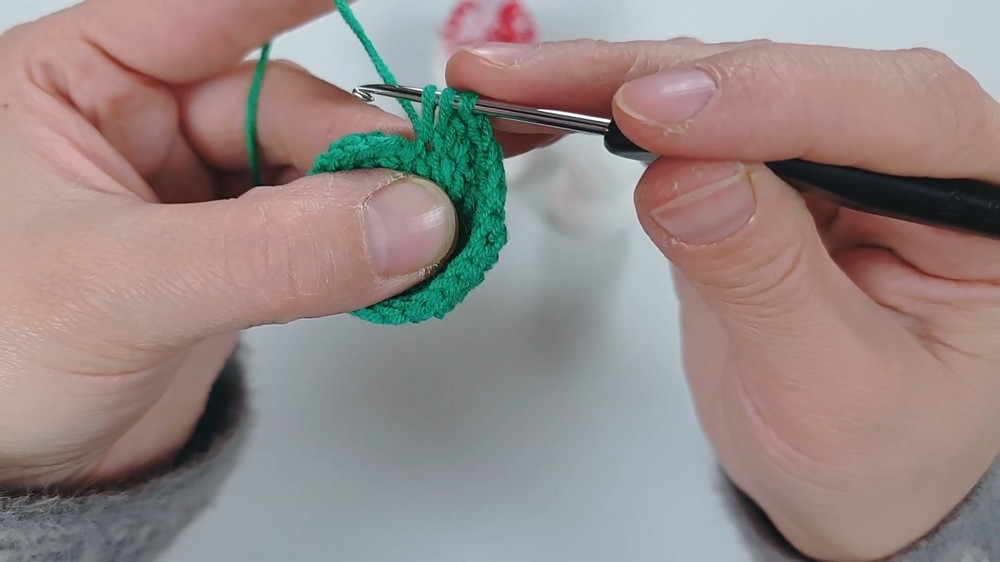 Crochet Amigurumi Snowman Pattern 3