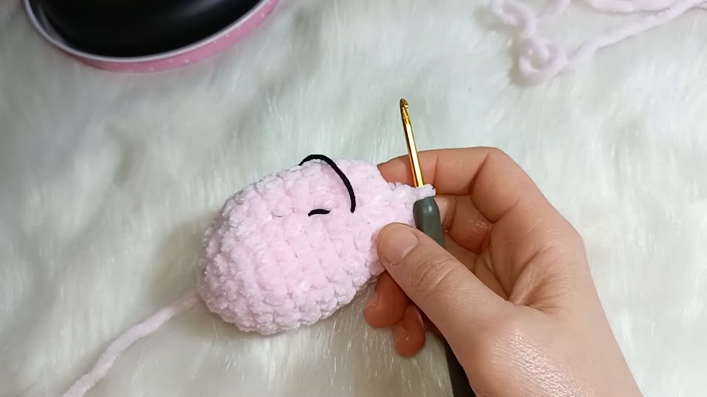 Crochet Amigurumi Bunny Pattern 2