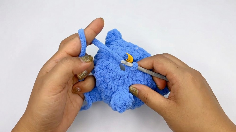 Crochet Amigurumi Bunny Pattern 4